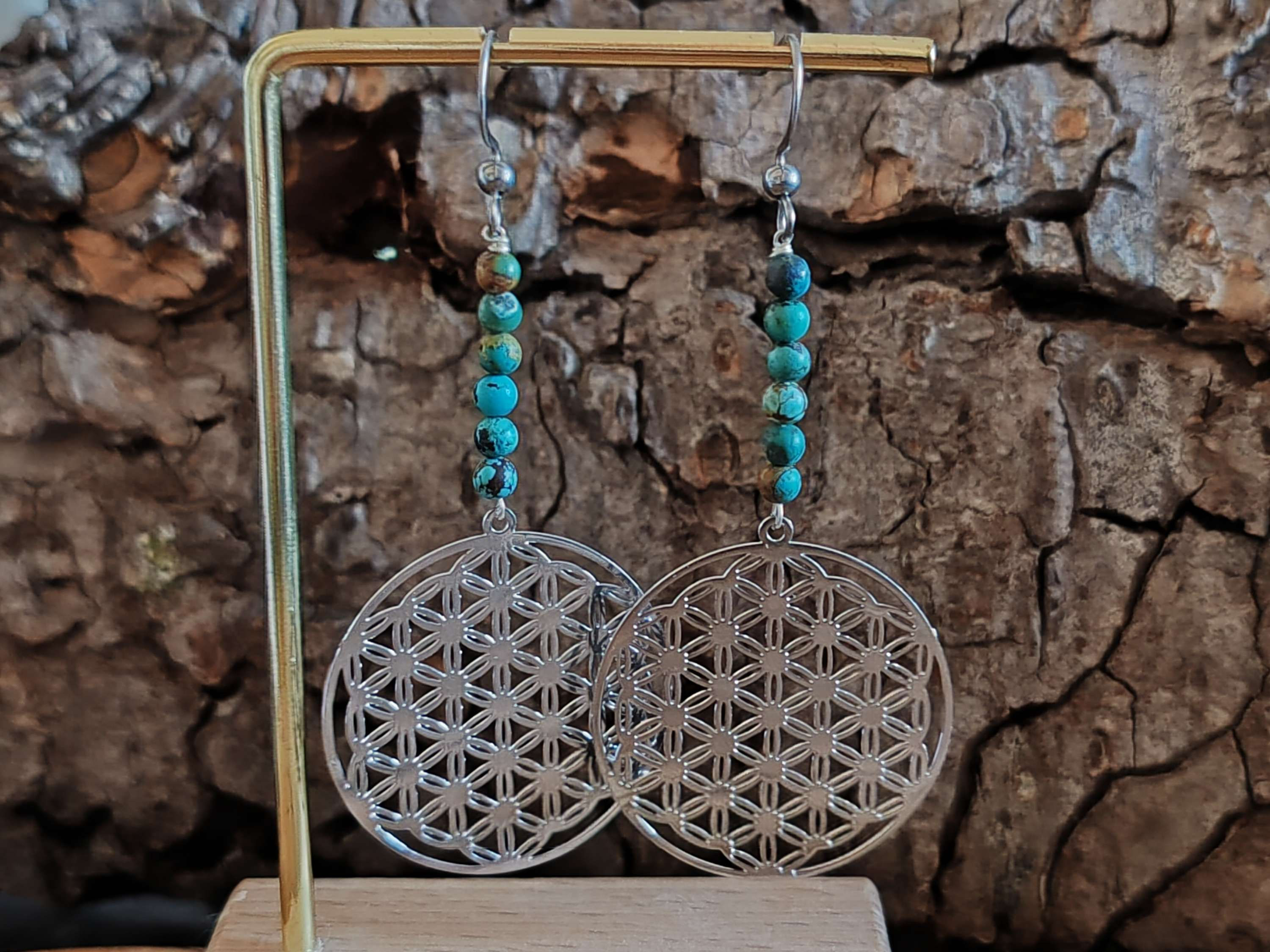 boucles d'oreilles en turquoise et fleur de vie