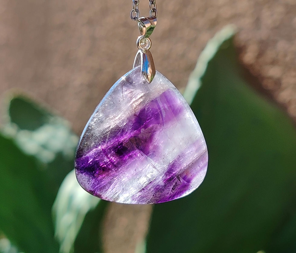 Miniature : pendentif en améthyste