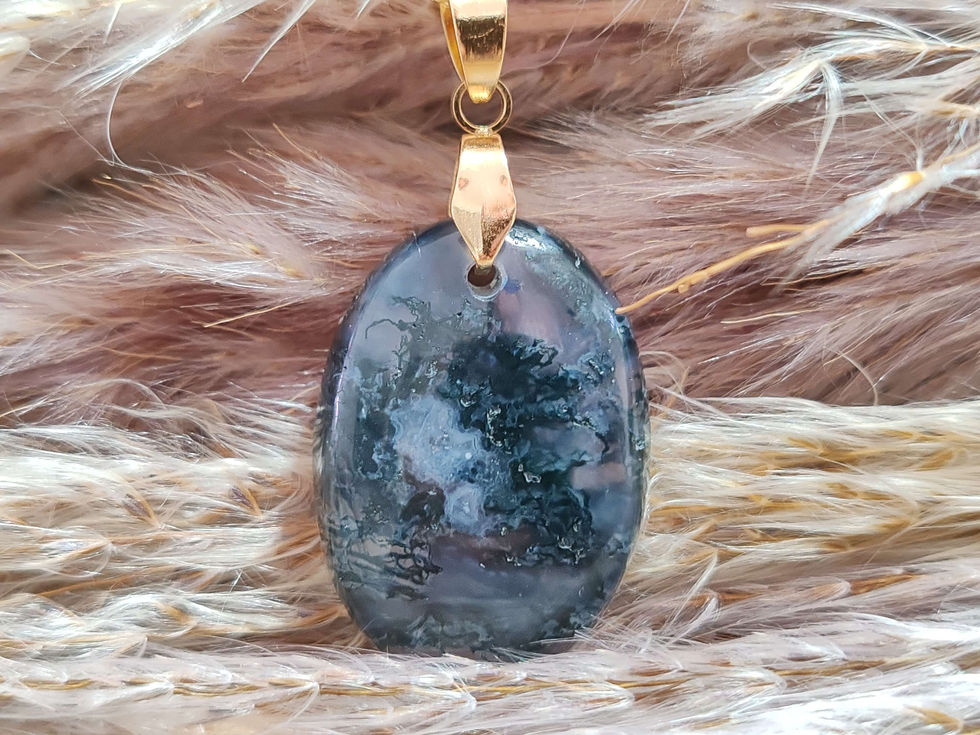 Miniature : pendentif en agate mousse