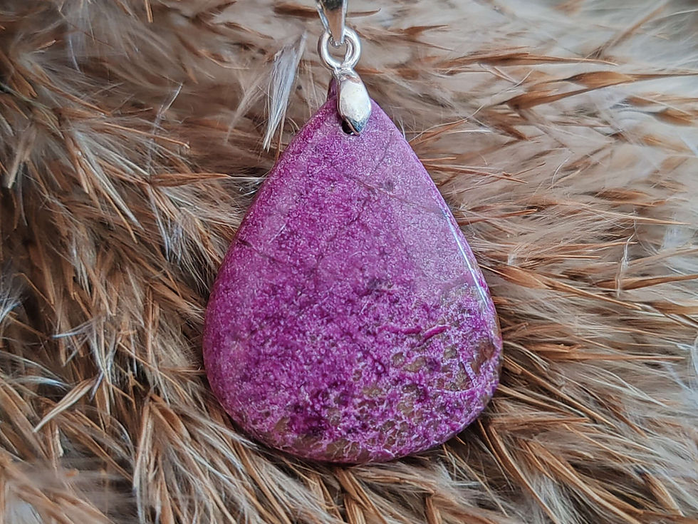 Miniature : pendentif en stichtite