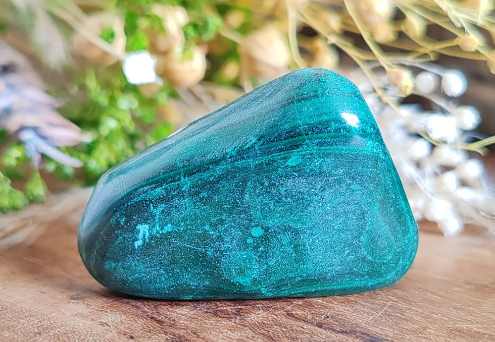 Malachite du Congo sous forme de pierre roulée