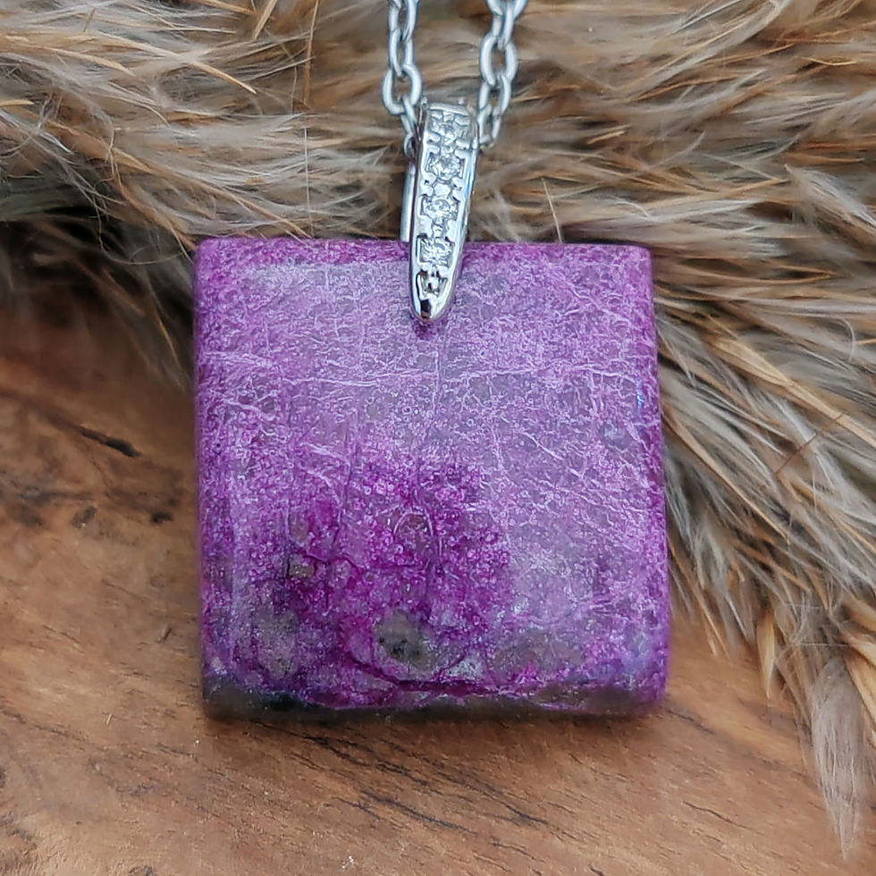 Miniature : pendentif en stichtite