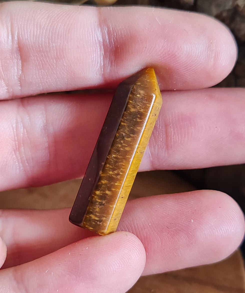 Miniature : Pointe en Œil de Tigre – Pierre de Protection et d’Ancrage