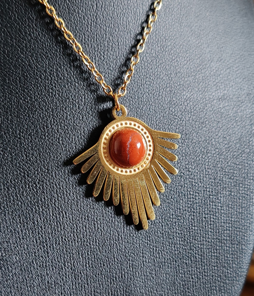Miniature : Collier Pendentif doré Néphra en Jaspe rouge