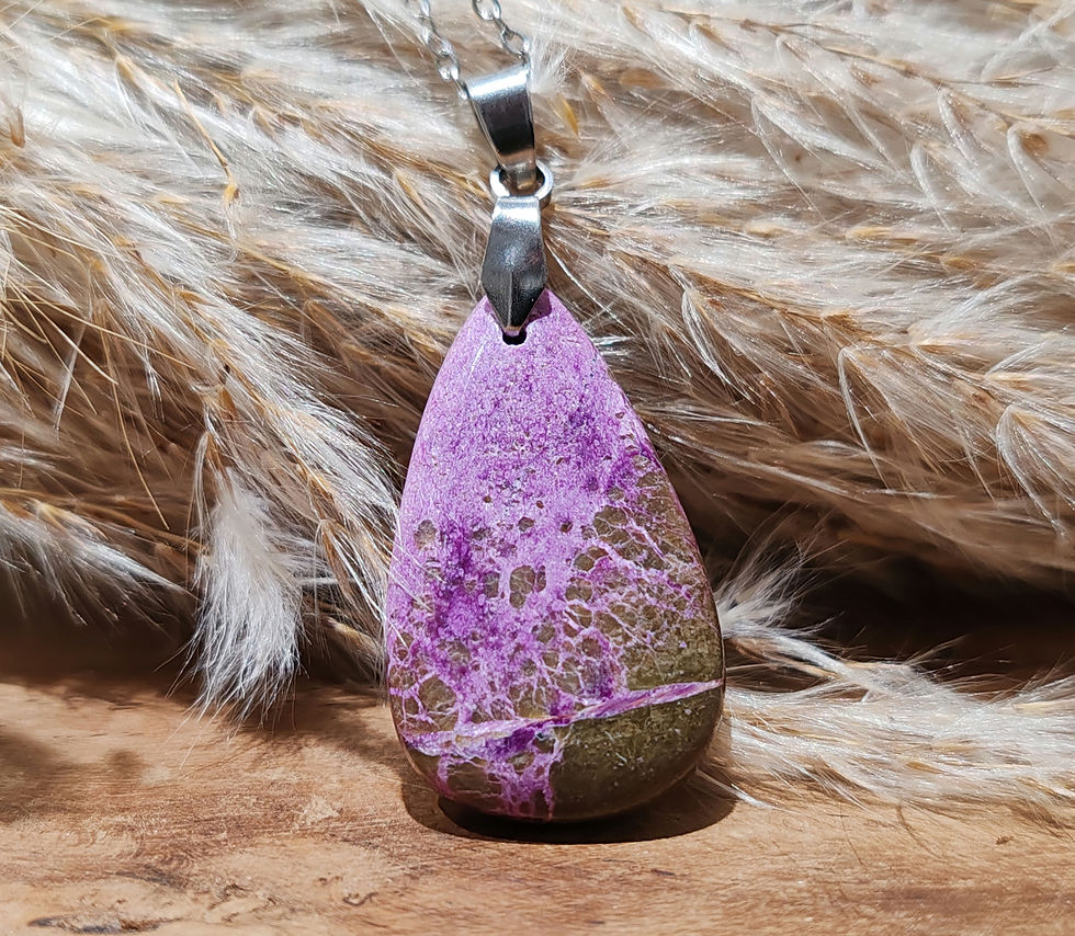 Pendentif en Stichtite