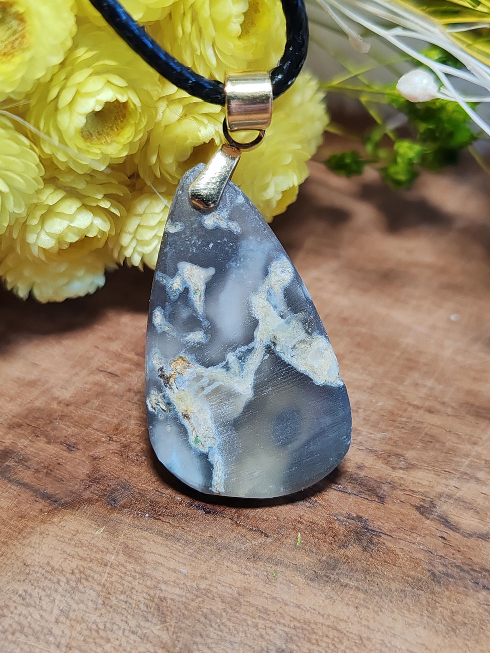 Miniature : Pendentif en Opale Owyhee