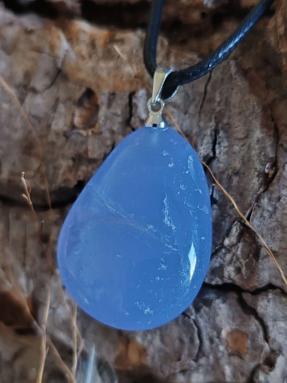 Miniature : pendentif en calcédoine bleue