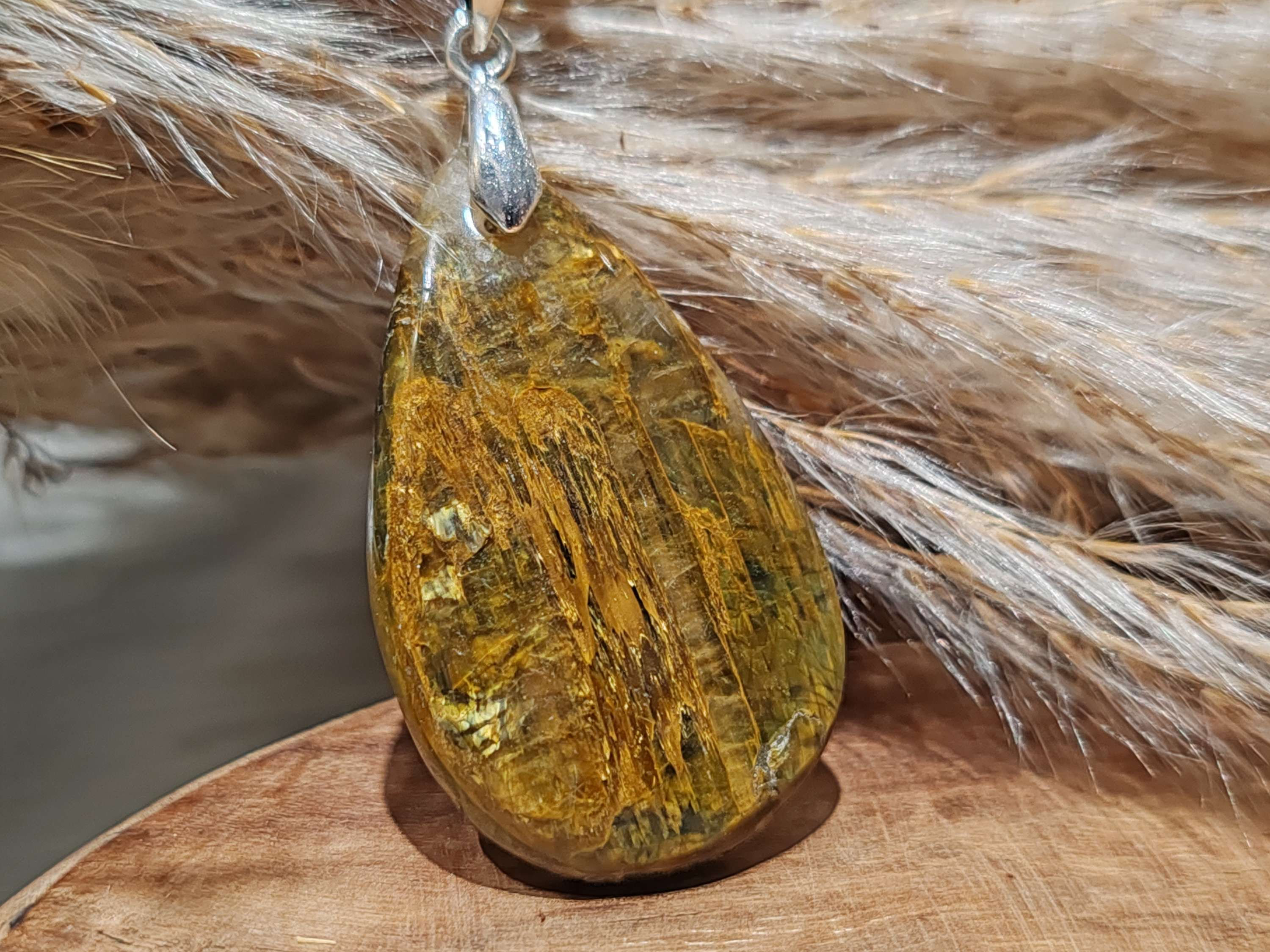 Pendentif en Nellite