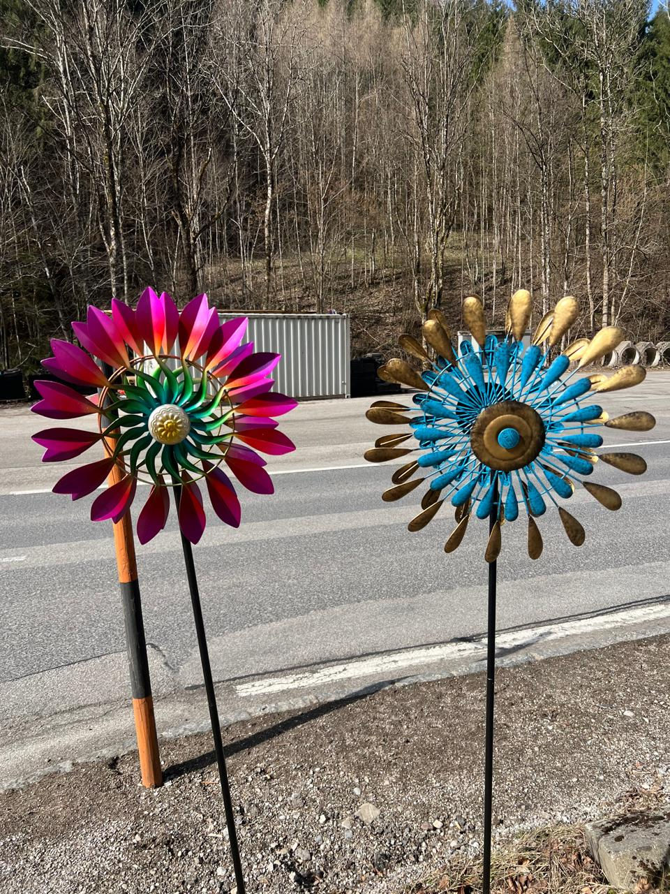 Metall-Windrad (doppelt) Bunt als Gartenstecker, Hx160,Bx38cm,Preis pro Stück