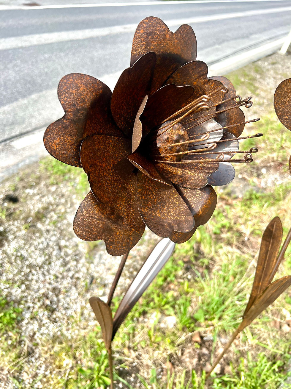 Miniaturbild:   Blumen am Stab Metall,24x19xH 125 cm, Preis pro Stück , Gartendeko, Gartendek
