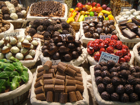 Holiday treats can fit into a healthy eating plan