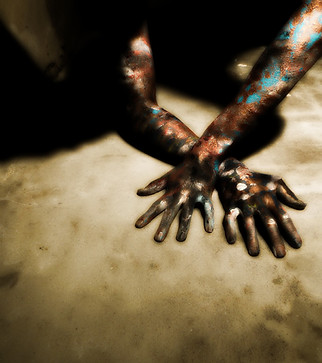 CorpsDecoupeDeuxBras2AFLOUXXX.jpg