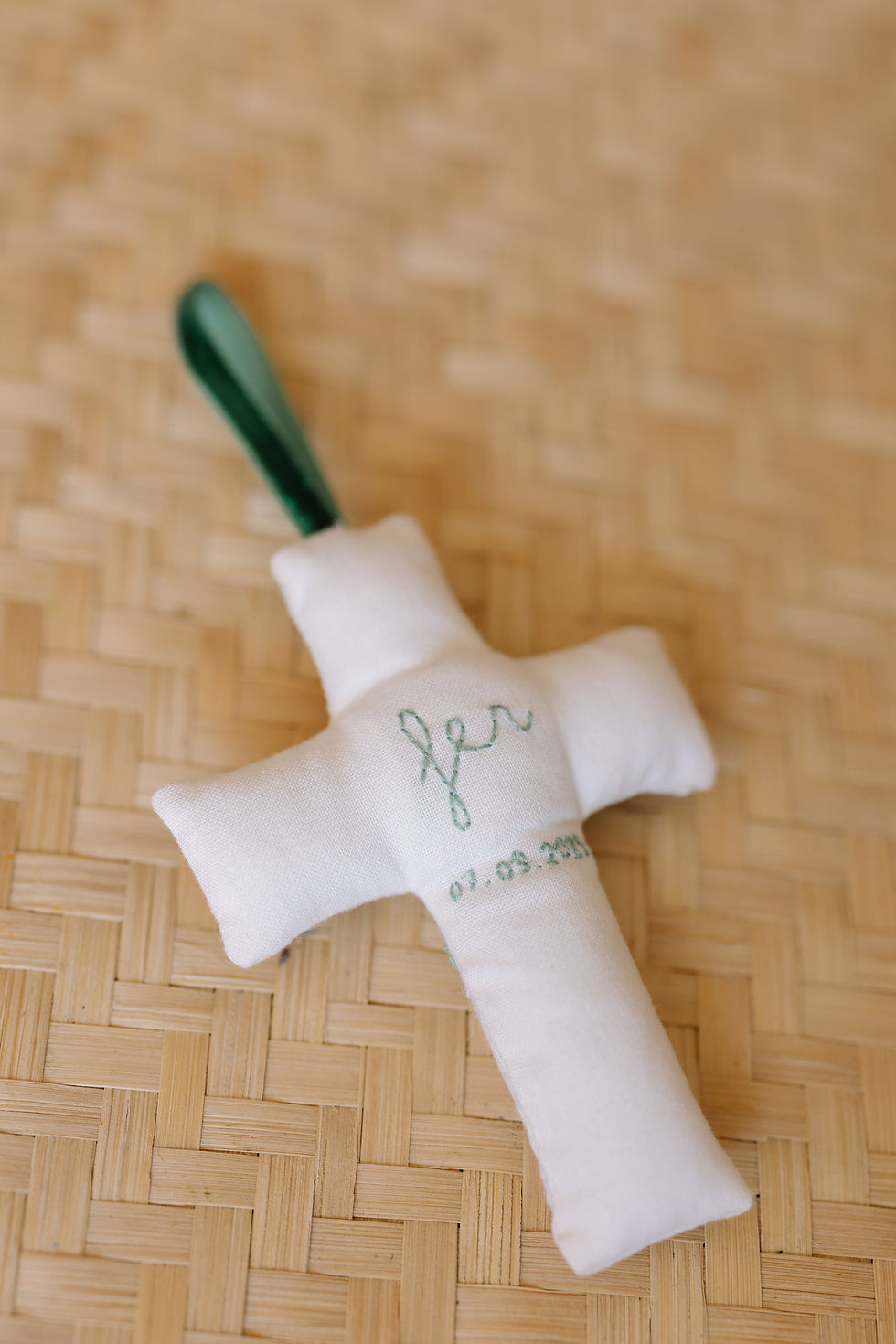 Miniatura: Cruz bordada