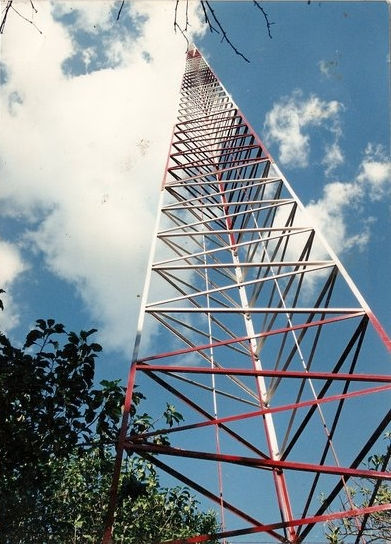 TORRE PARA REDE DE INTERNET