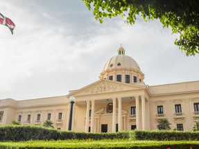 Presidente Abinader declara emergencia nacional por daños del fenómeno atmosférico Melissa