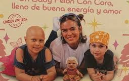 Karol G lanza “Baby Pelón” en apoyo a niños con cáncer