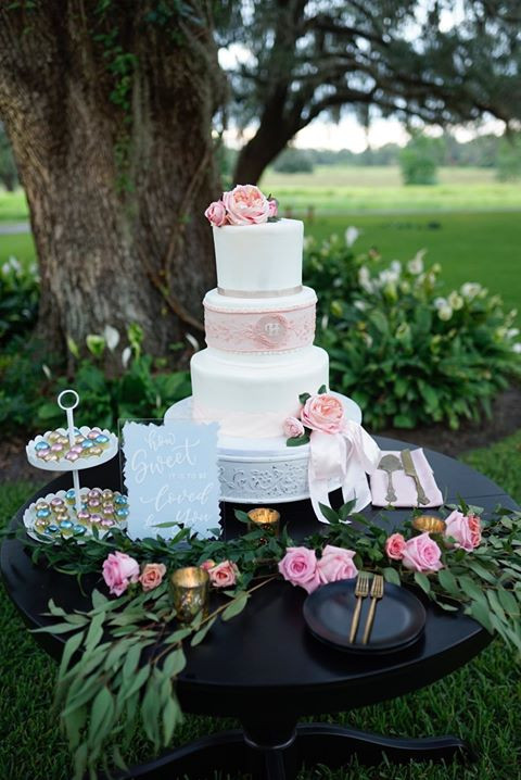 Alessi's wedding cake