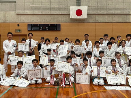 令和５年度　第４２回　交野市空手道選手権大会に出場しました