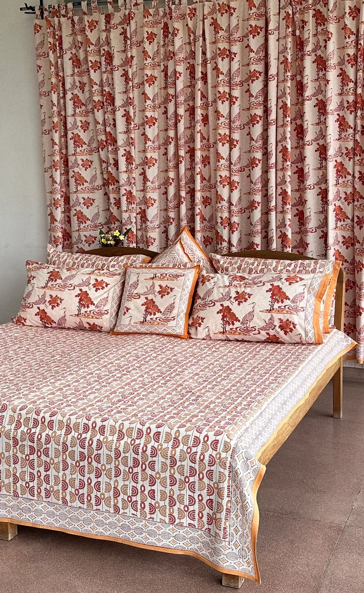 BED SPREAD