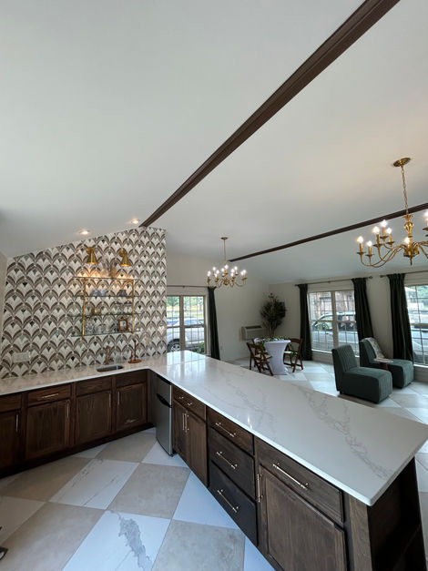 Q.T's Cocktail Lounge 