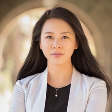 Lu headshot (high res).png