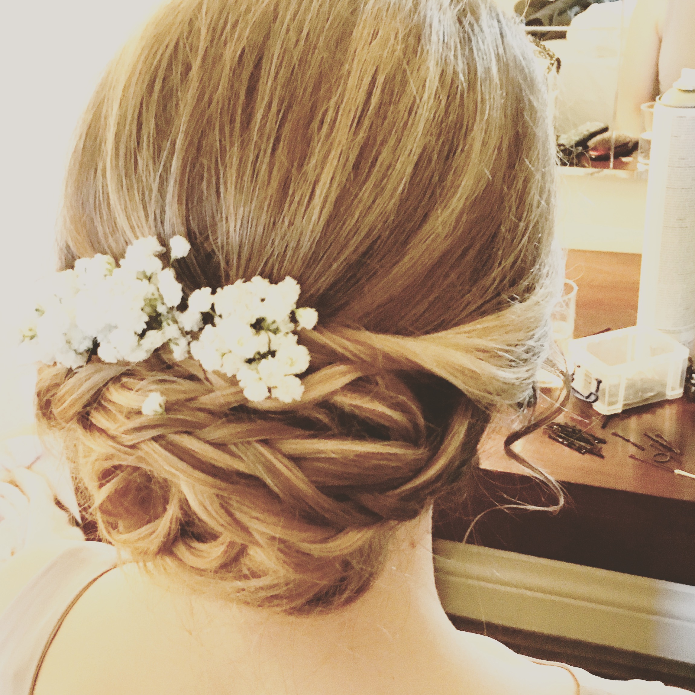 elegant bridal hair & makeup