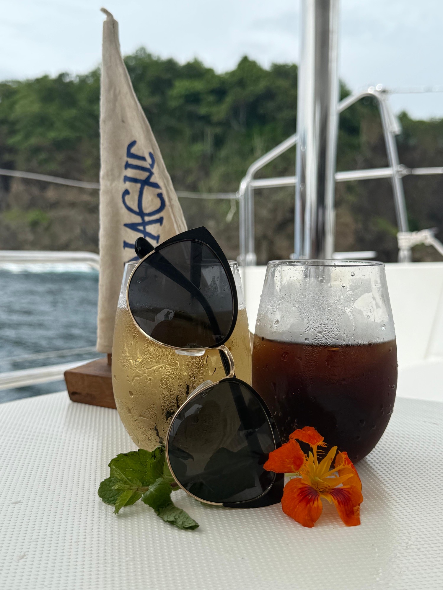 Sailing on the Guanacaste coast