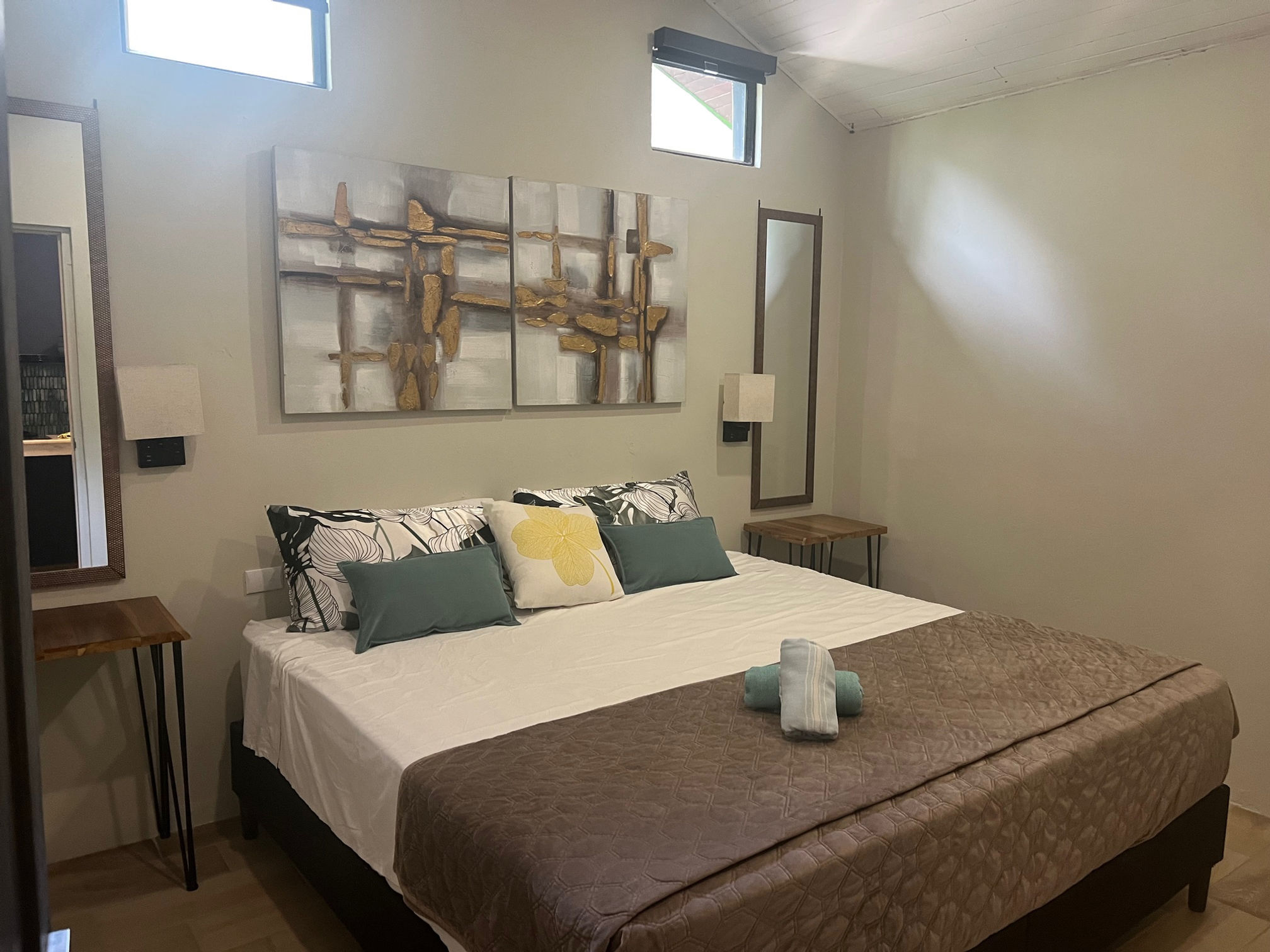 Naranja (up to 5 people)