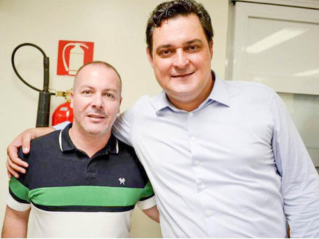 Diretório Estadual do DEM entrega partido a Marcos Paulo