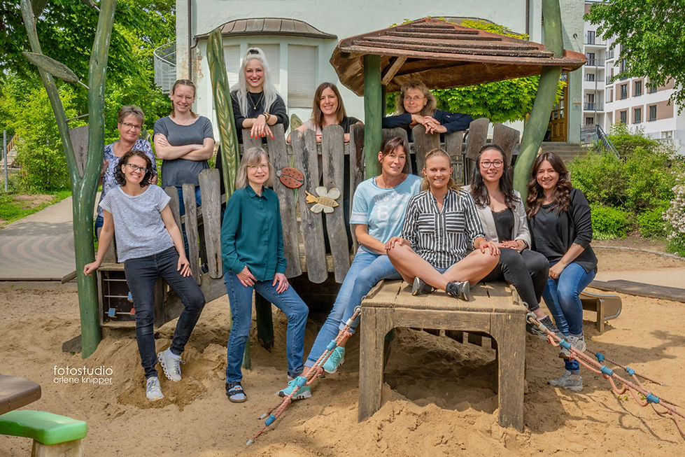 260500043_Team.jpg
