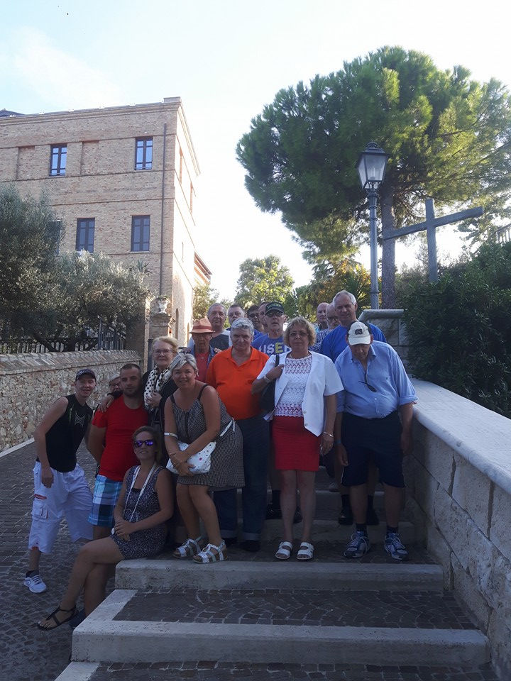 14457550_347936085597021_6576000489454073633_n - Copie (2)