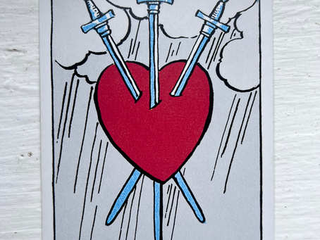 The 3 of Swords: Upright and Reversed Meanings