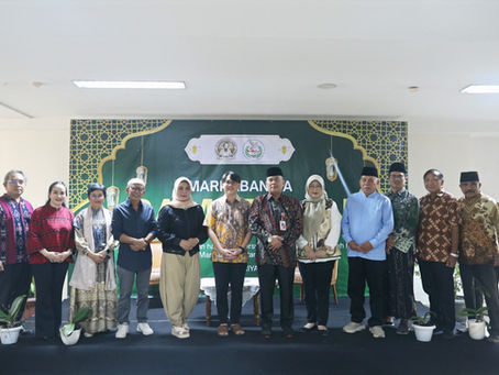 Buka Puasa Bersama Umat Muslim