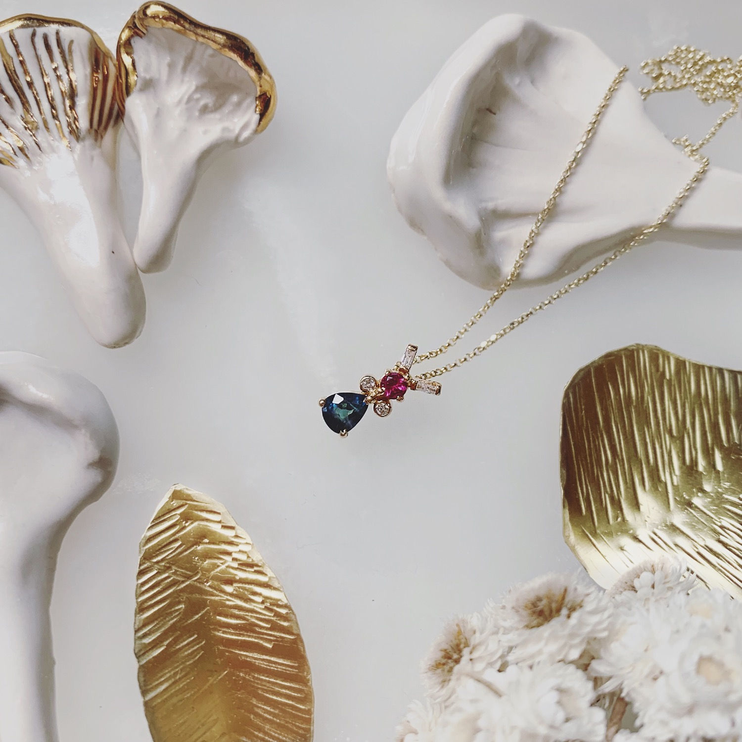 ANT Necklace - Garden Vision