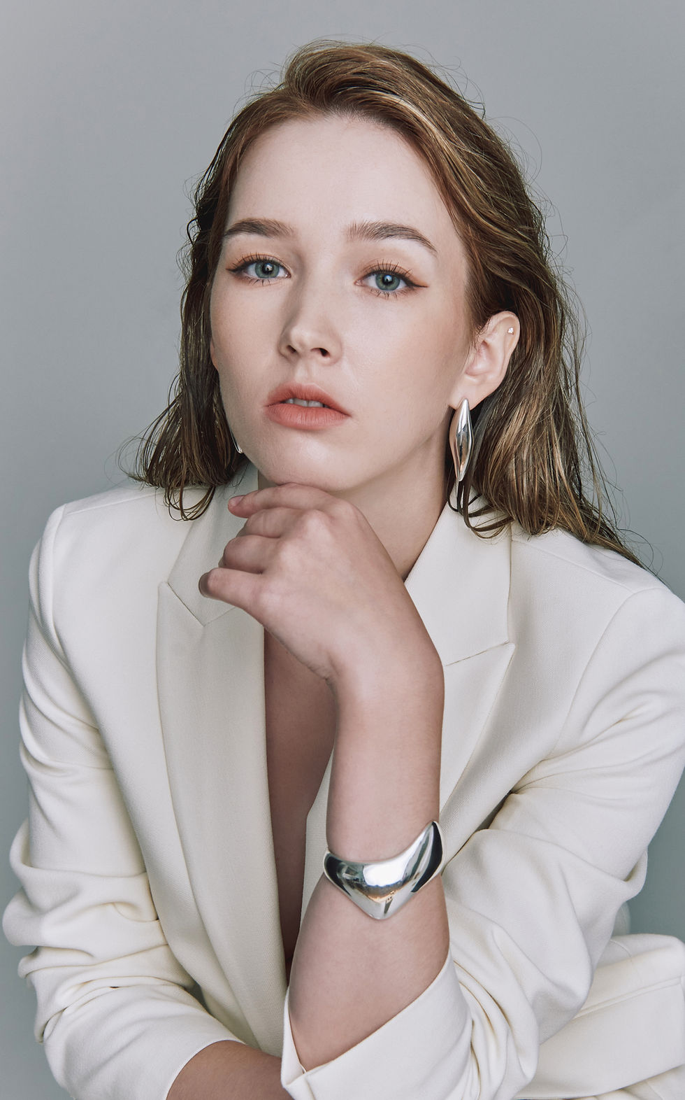 Thumbnail: Warrior of Light Grande Earrings [I] Silver/White Gold