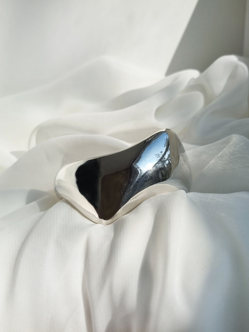 Thumbnail: Warrior of Light Bold Cuff Bracelet [I]