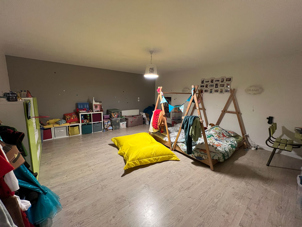Chambre actuelle de 30 m2 partagée par les deux enfants