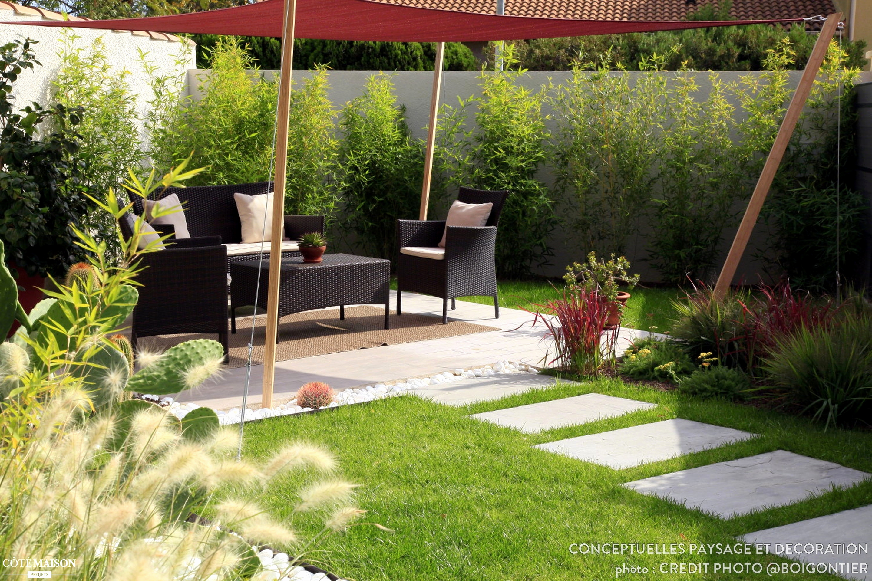 amenagement-entree-exterieure-maison-dec