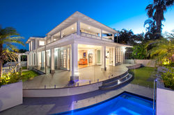 Gympie Terrace, Noosa Painters