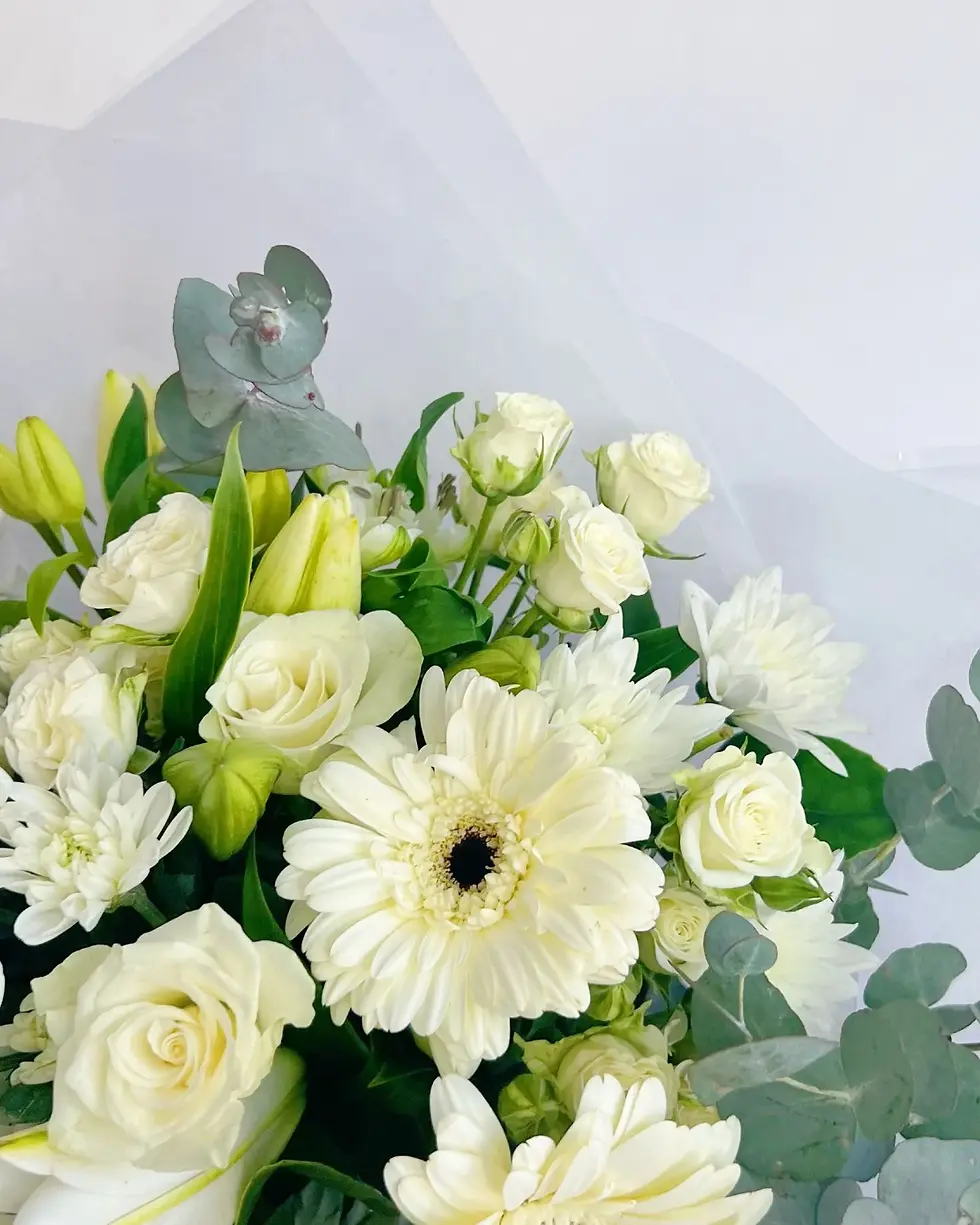 Thumbnail: Luxe White Bouquet