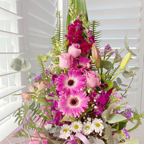 Heartfelt Wishes: 100 Lines of Love for Mother's Day Cards