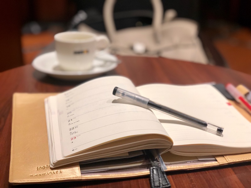 今日はドトールで