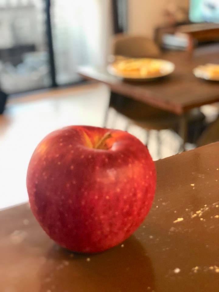 りんご丸ごと１コ使ったタルト