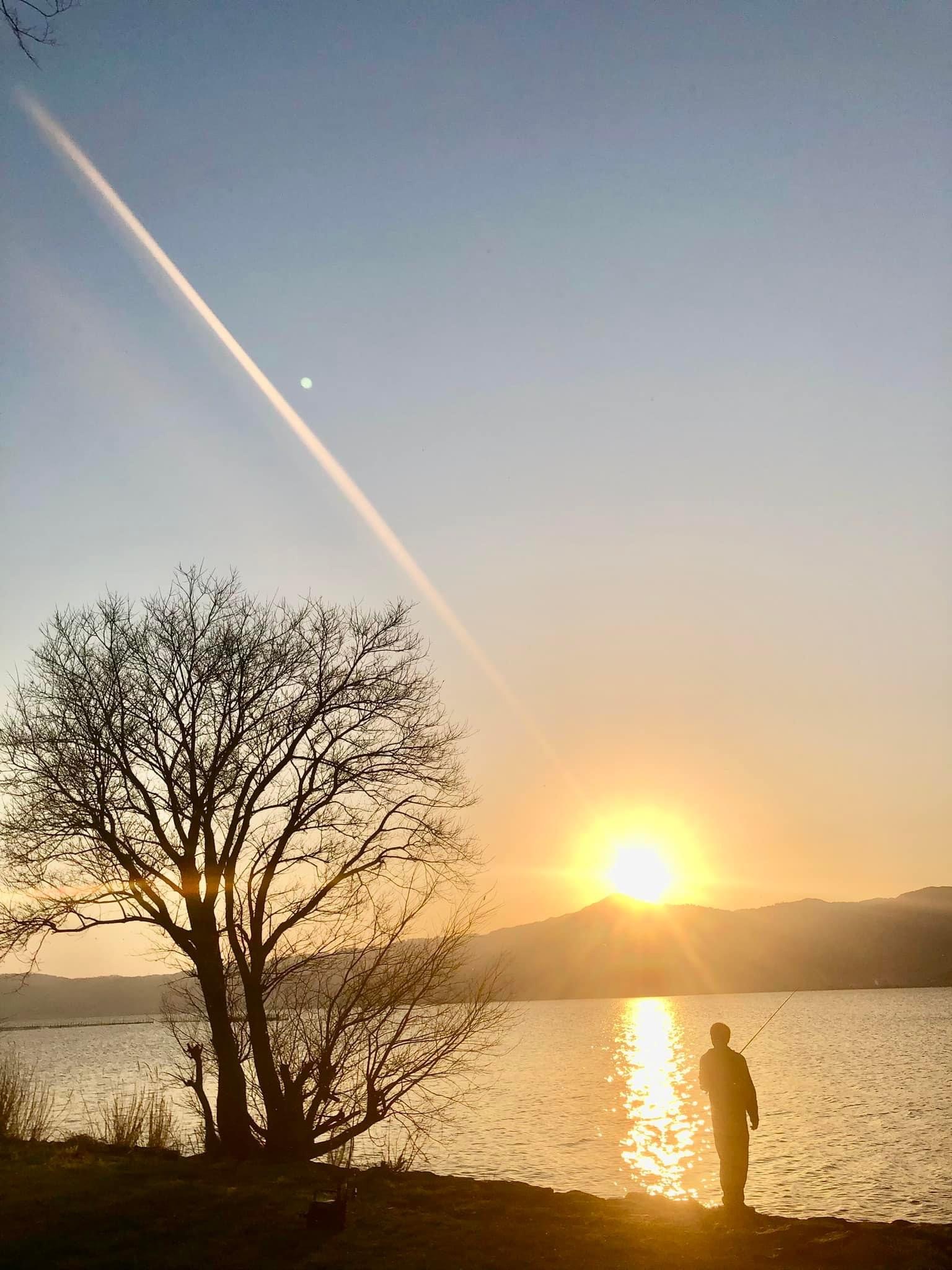 琵琶湖半の夕方