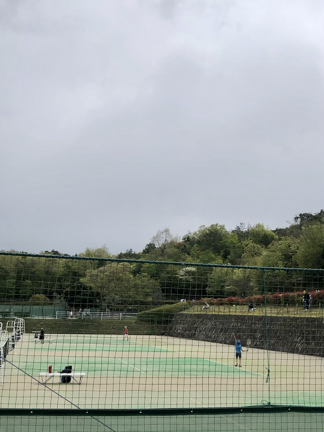 子供のテニスの試合で