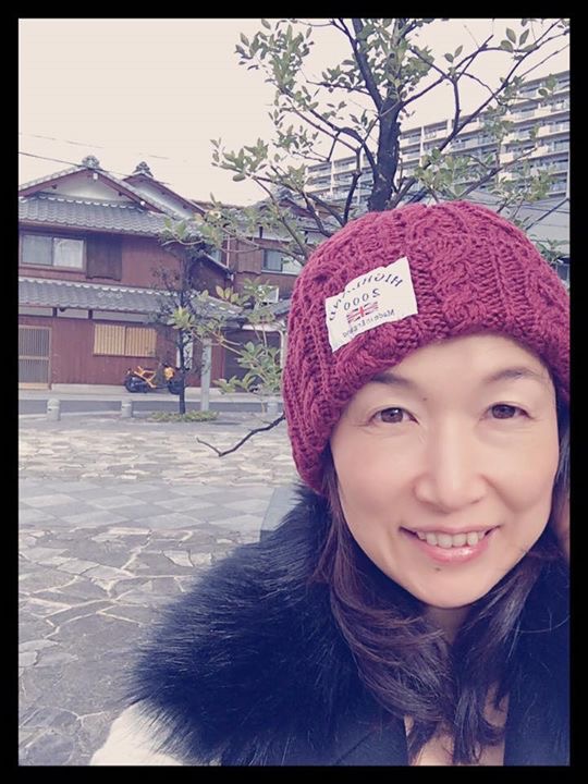 今日はボルドー色をポイントに