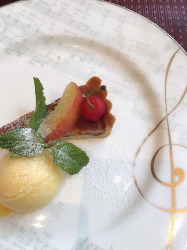 出逢いを彩るランチ会へ