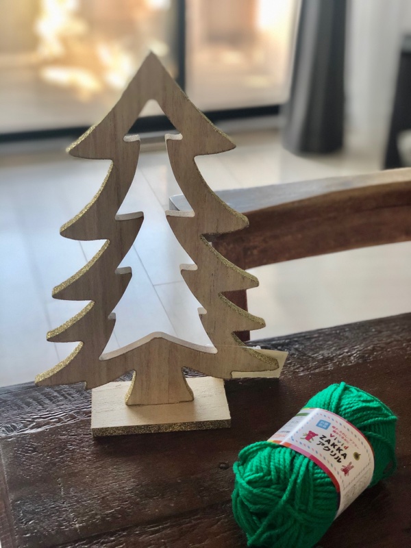 朝からクリスマス工作