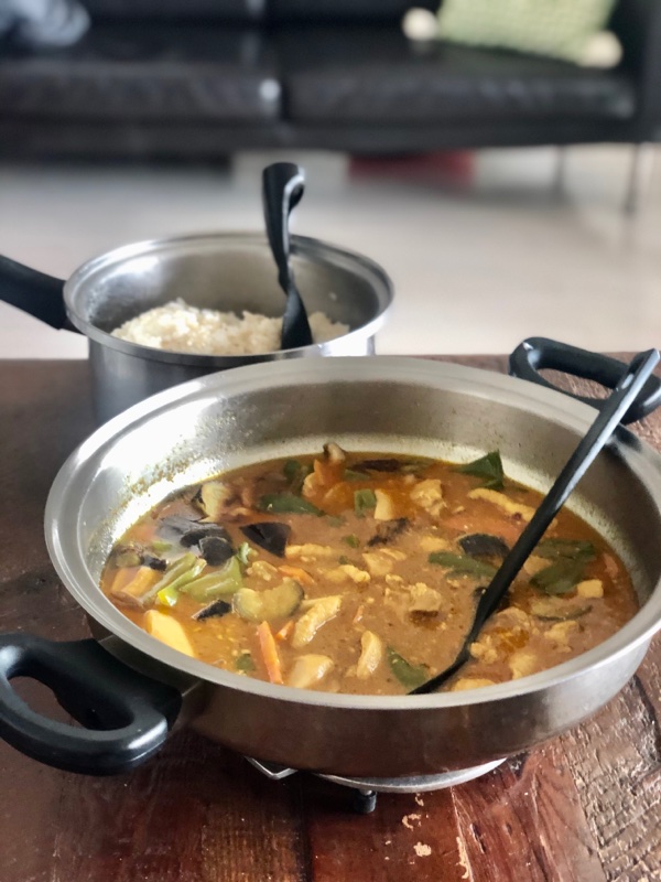 今日のお昼ごはん:タイ風カレー