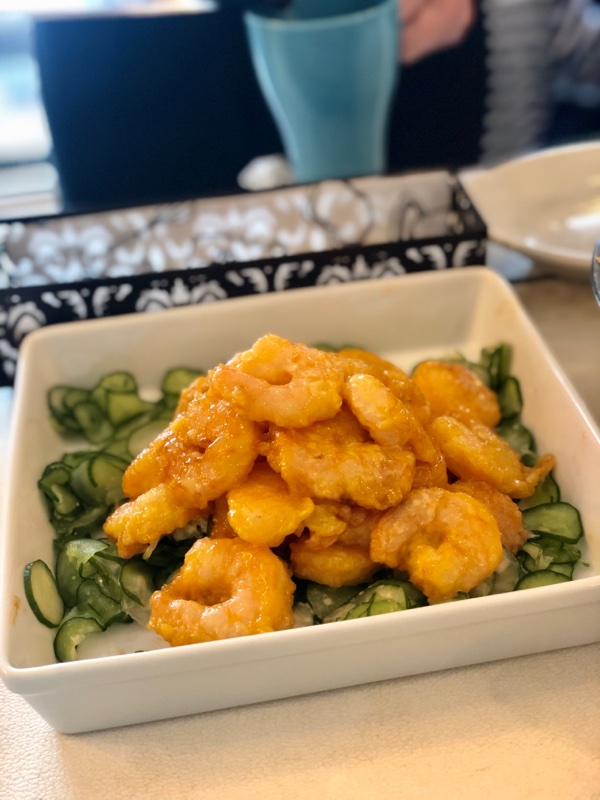 子どもたち4人と料理